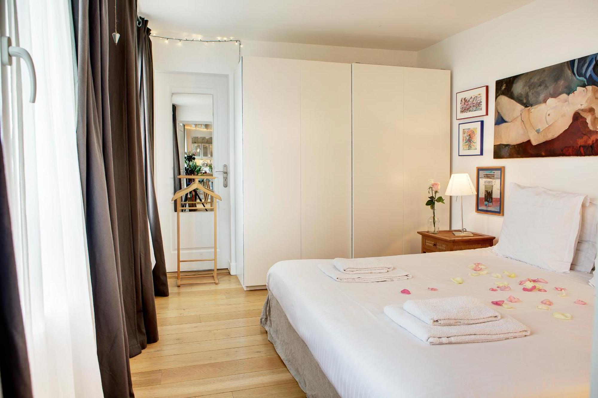 Bastille Apartment