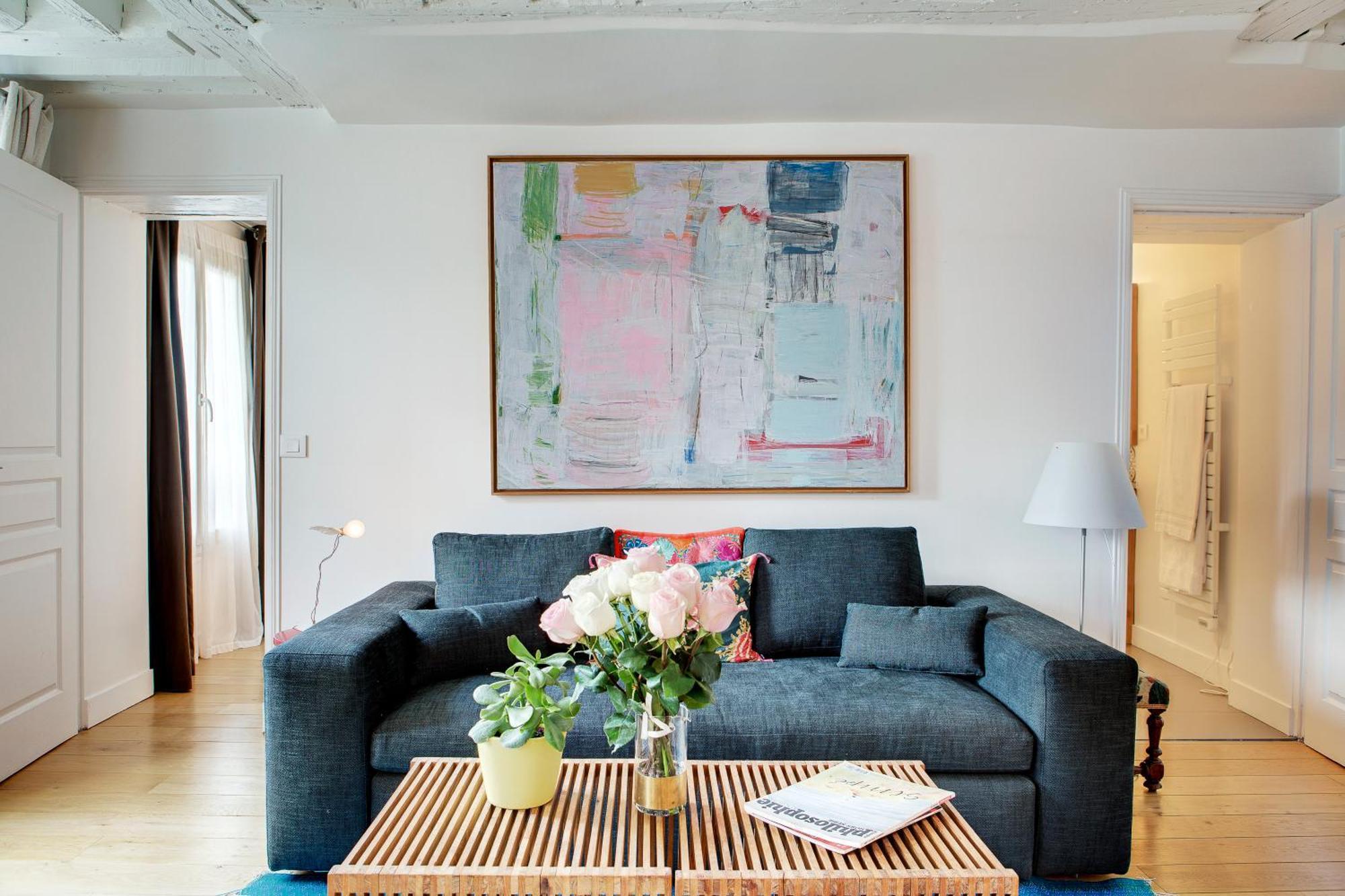 Bastille Apartment *